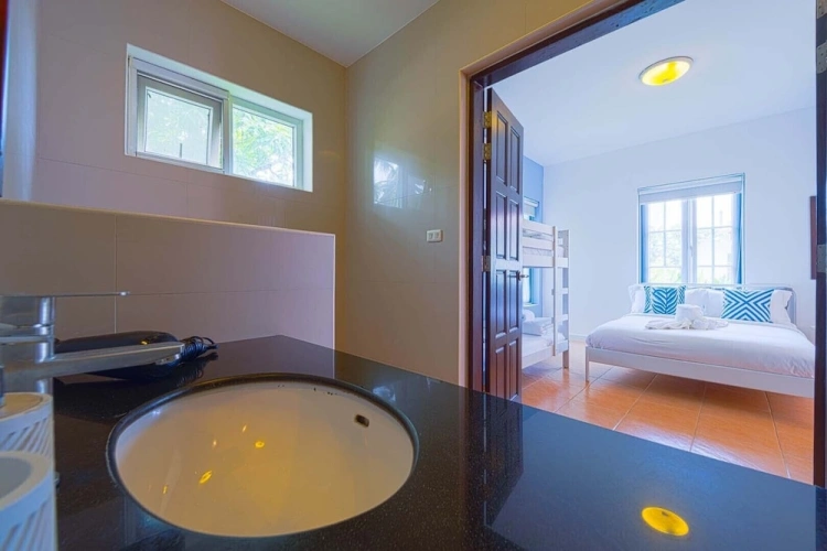 2 Bedrooms Villa
