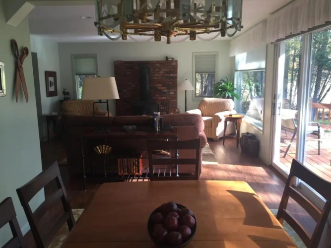 4 Bedrooms Cottage