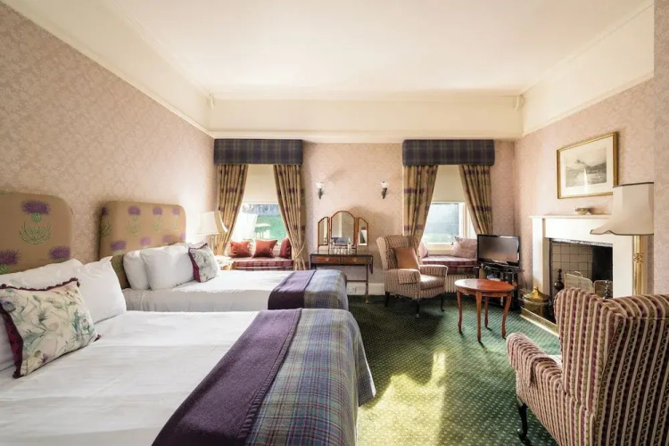 Open Arms Hotel