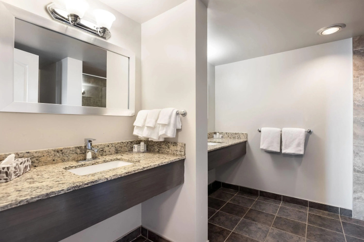 Best Western Airdrie photo 10