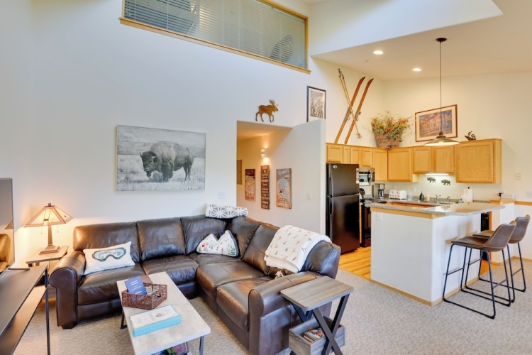 3 Bedrooms Apartment with balcony