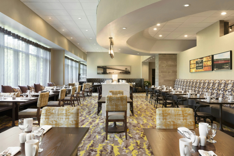 Hilton East Brunswick Hotel & Executive Meeting Center photo 27