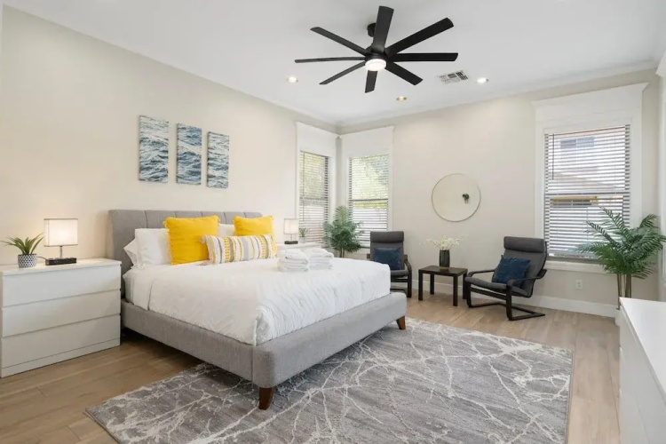 Dublin in Gilbert With 4 Bedrooms and 2 Bathrooms
