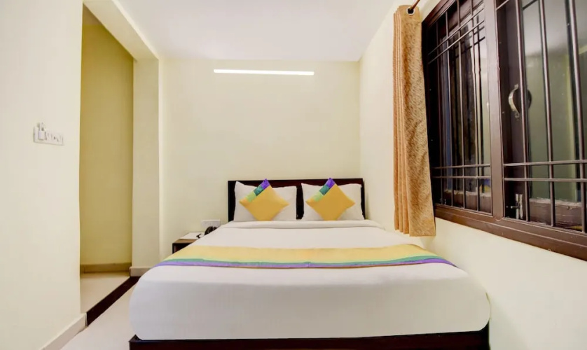 Itsy Hotels Royal Monarch