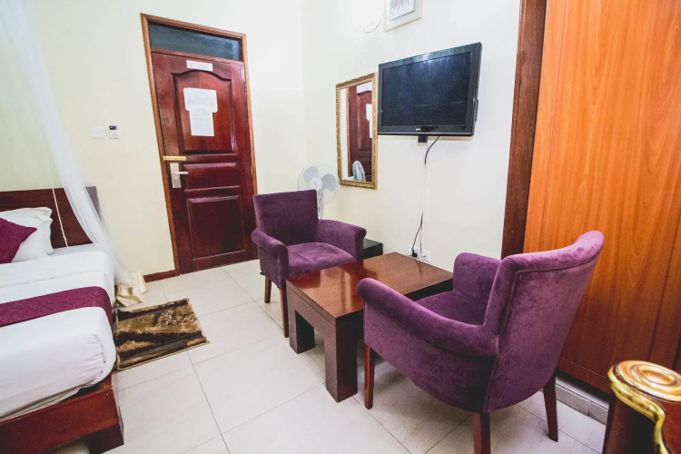 Sir Jose Hotel