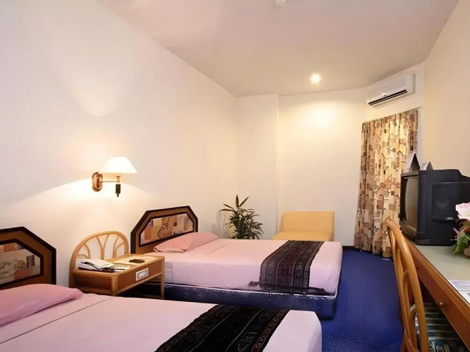 Losari Beach Inn