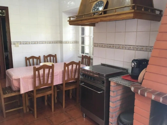 3 Bedrooms Cottage