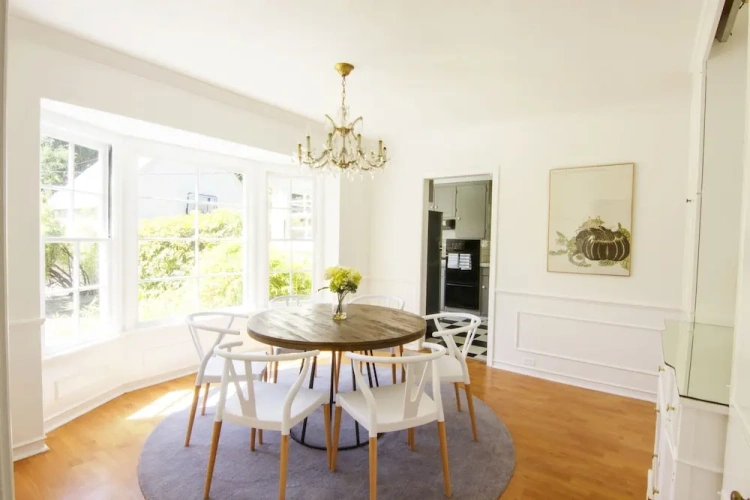 3 Bedrooms Luxury Cottage