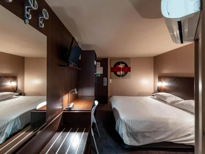 Standard Quadruple room