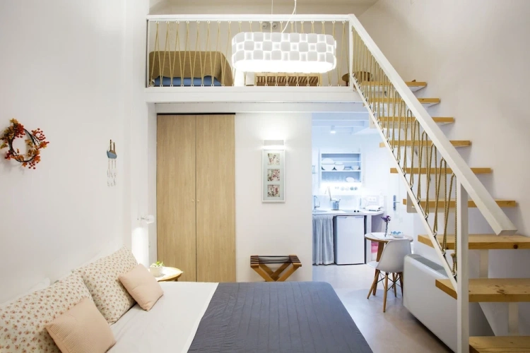 1 Bedroom Suite with balcony and with partial sea view