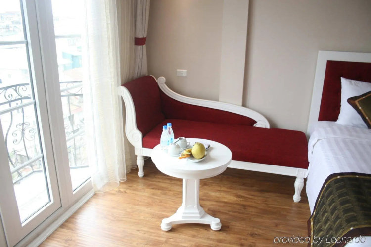 Calypso Premier Hotel