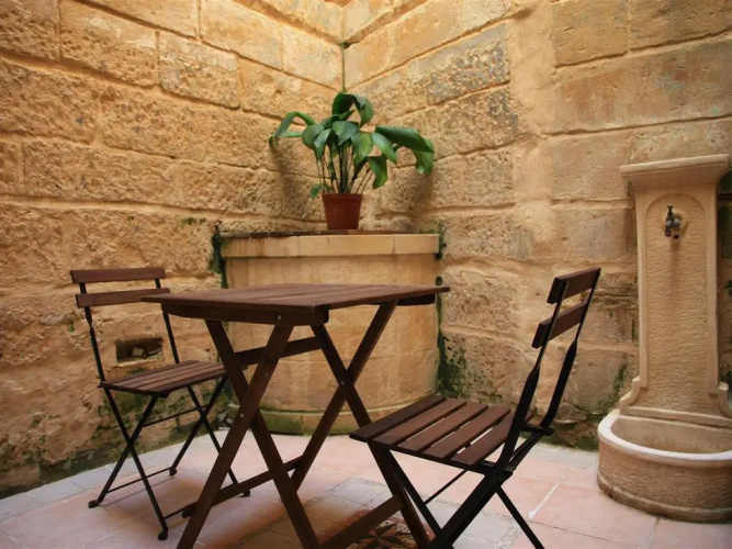 Domus Luxuria, Qormi