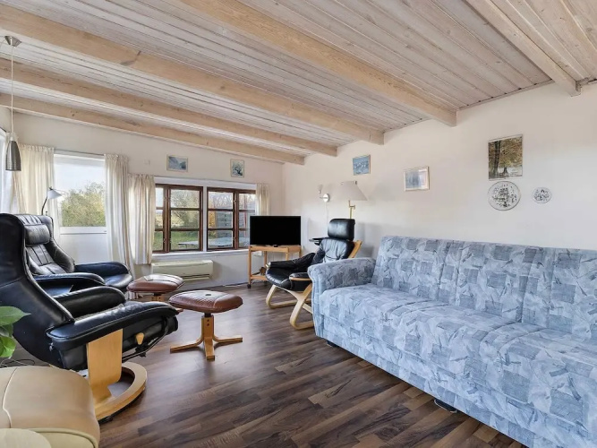 5 Star Holiday Home in Mesinge