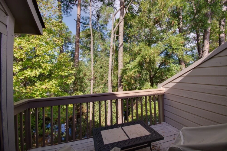 2 Bedrooms Standard room with balcony and with bay view