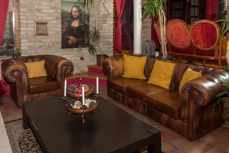Red Clay SPA Apartments
