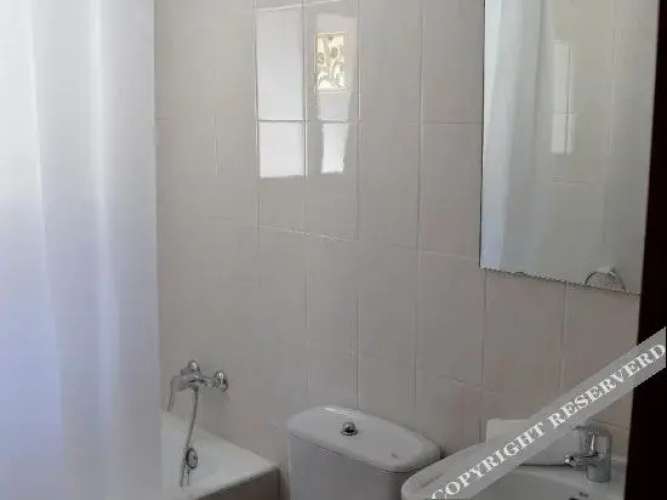 Agora Apartamentos La Volta