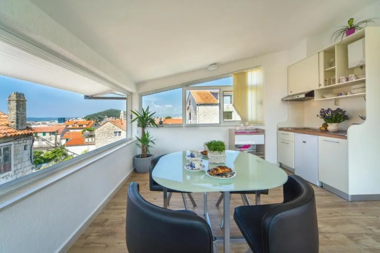 Superior Apartment with balcony and with view