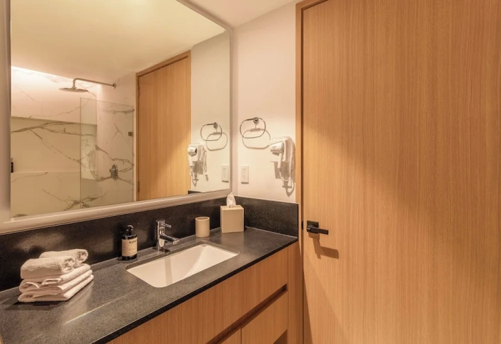 Standard Suite