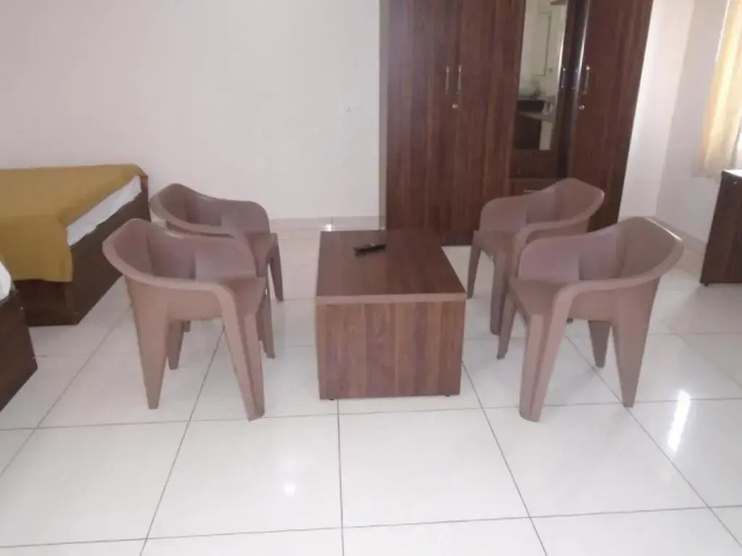 Hotel SSR Residency