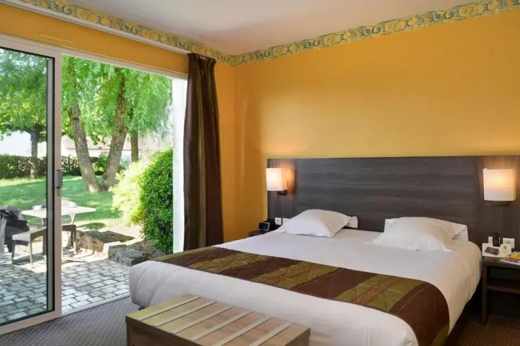 Superior room