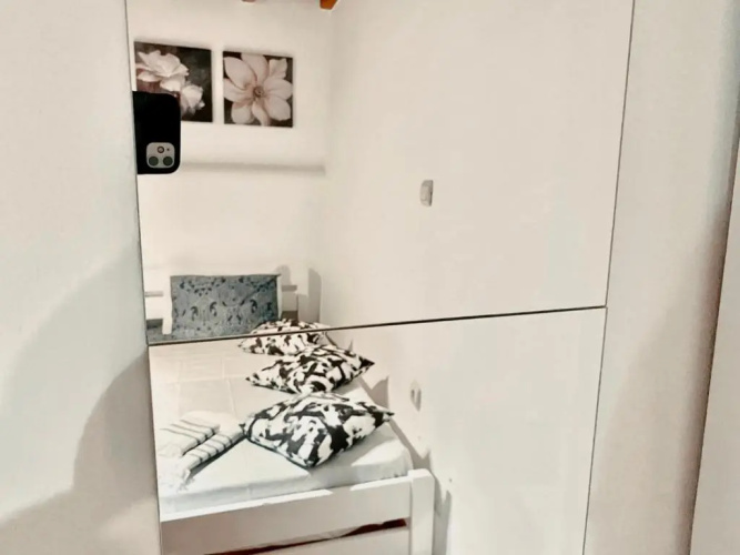lOLAOS SUITE 2