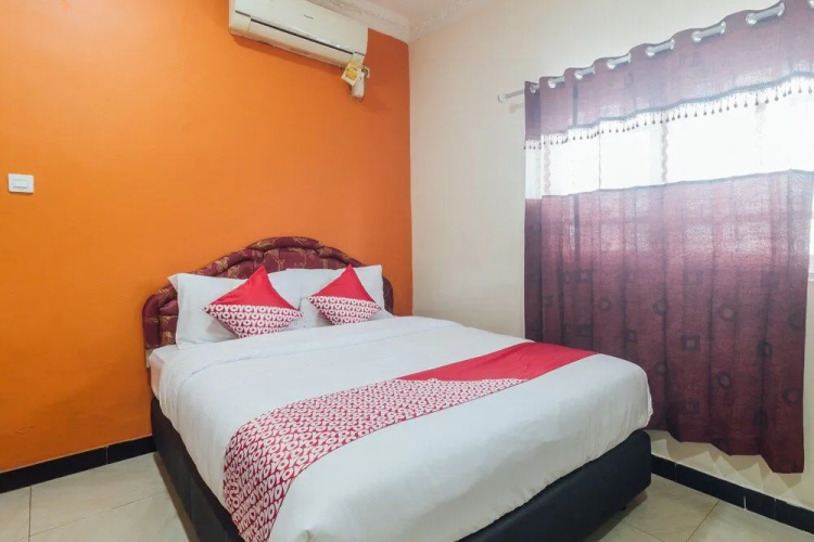 OYO 2010 Satria Guest House