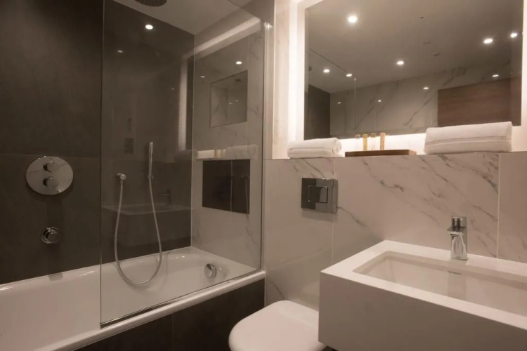 Merit Kensington Hotel photo 12