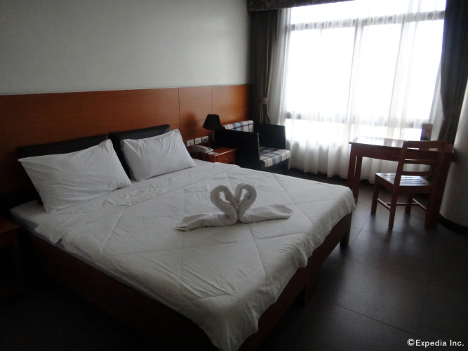 Fuente Oro Business Suites Cebu powered by Cocotel