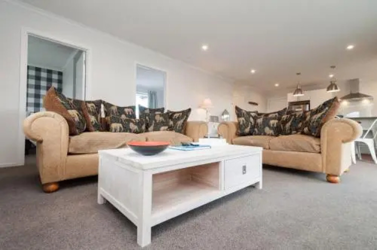 Luxury Rata Apartment - B
