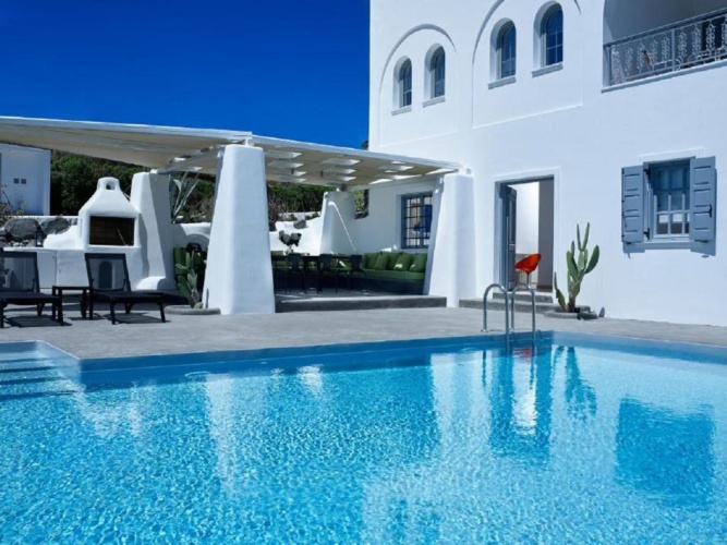 3 Bedrooms Villa
