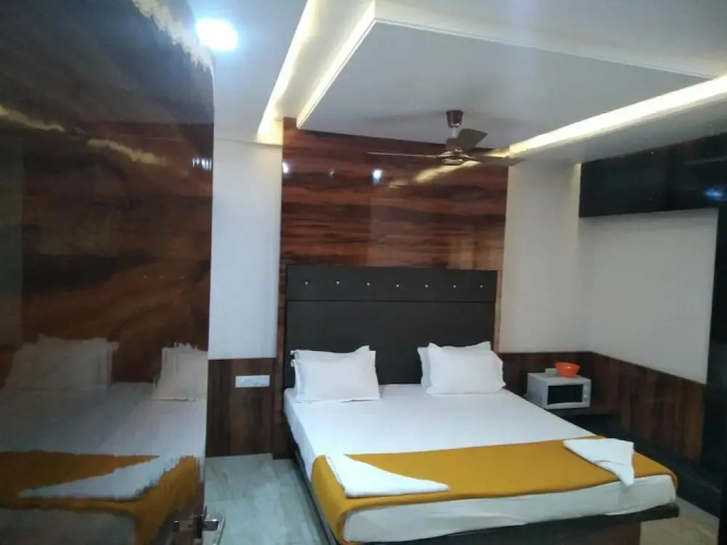 Atharva Hotel