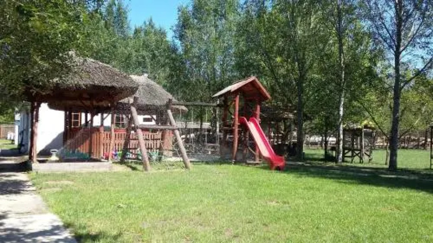 Tamás Lovastanya