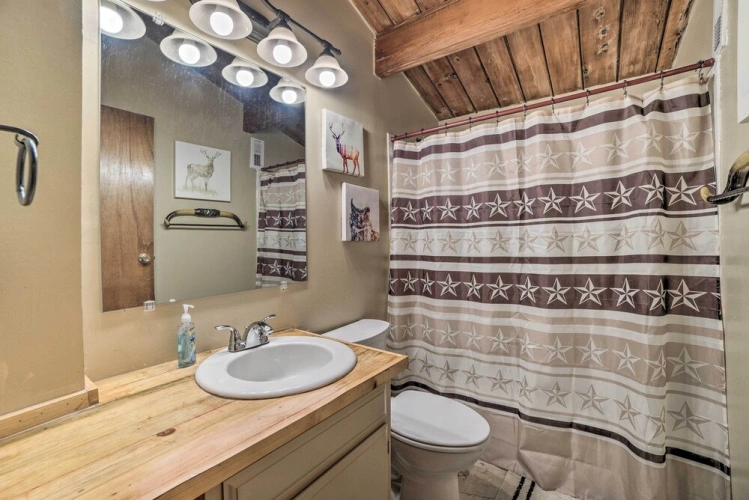 3 Bedrooms Cottage