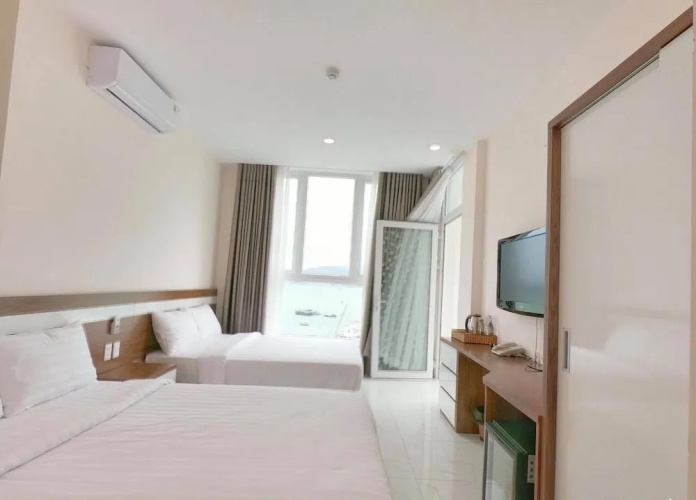 Cliff Hotel