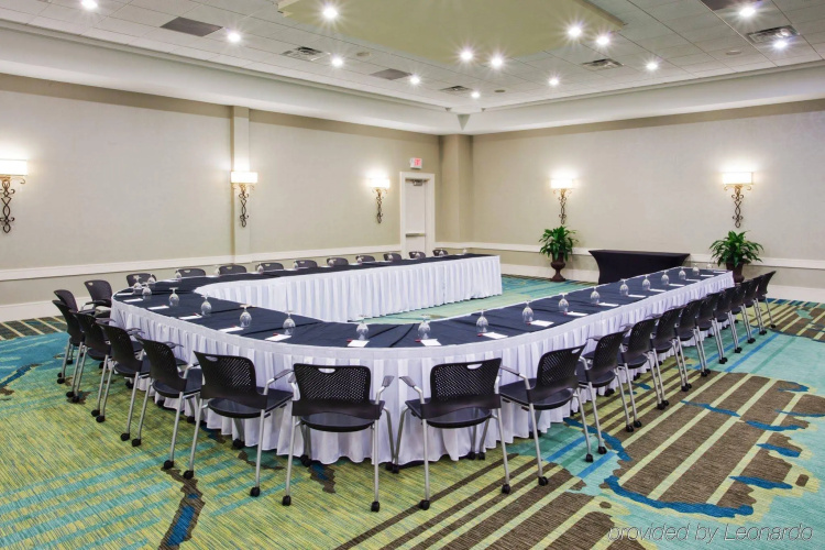 Crowne Plaza Charleston Airport photo 18