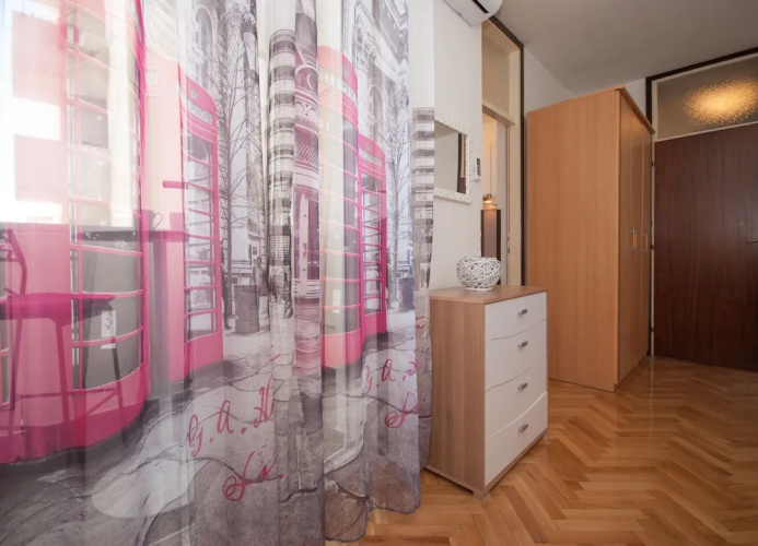 Studio Apartment Ema