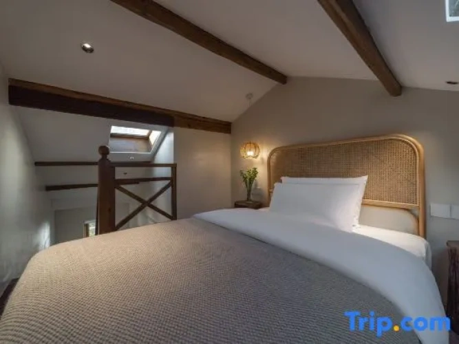 Family Duplex Suite with balcony and with courtyard view