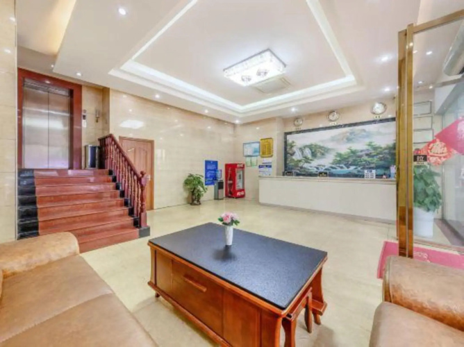 Yunfu Junlin Hotel