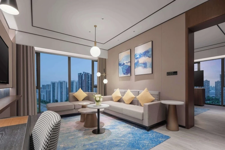 Deluxe Double Suite with lake view