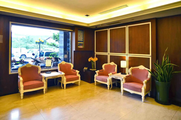 Herhuan Hotel