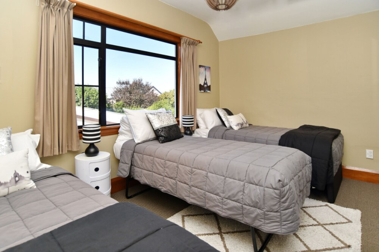 Racecourse Villa