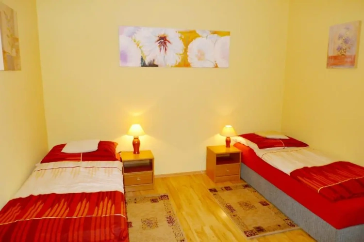 1 Bedroom Double Apartment