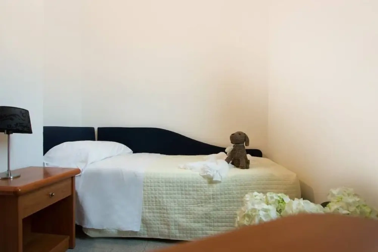Standard Triple room with balcony and with sea view