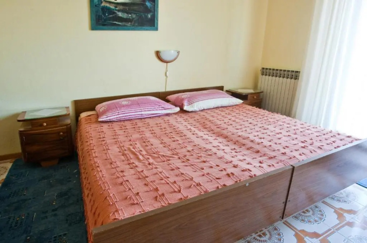 Apartments Sanda - 10 M from the beach