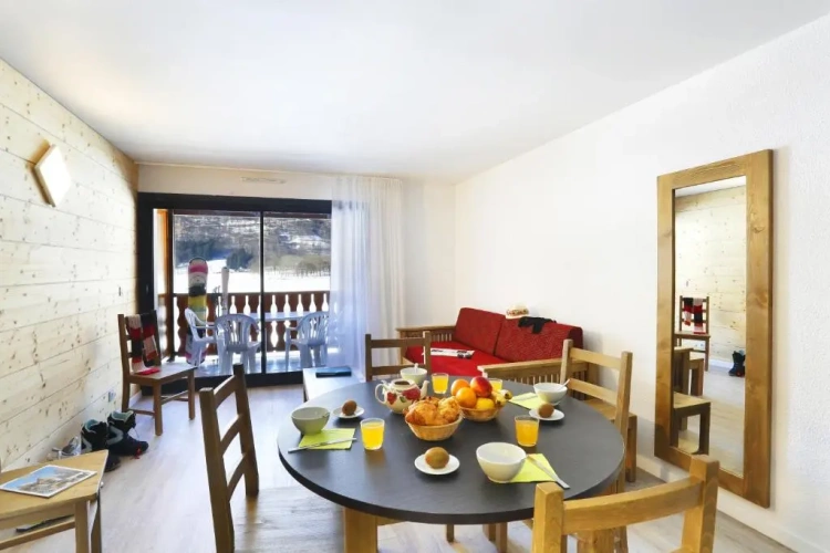 1 Bedroom Double Apartment