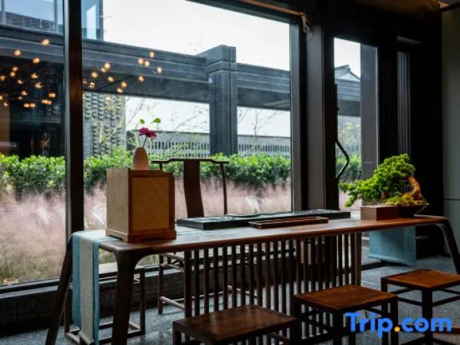 Yixing Longyin Xishan inn