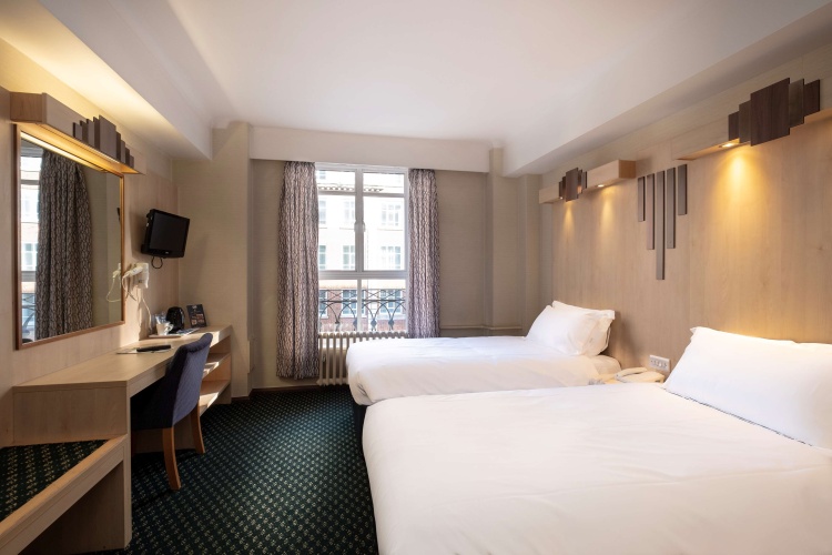 Tavistock Hotel photo 16