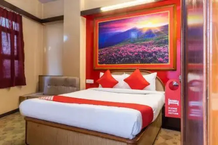 Shree Malak Hotel by OYO Rooms