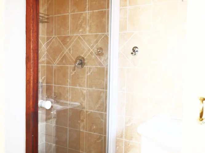 Covesto Guest House
