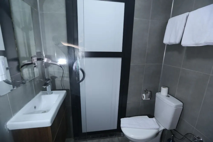 Sur Central Hotel